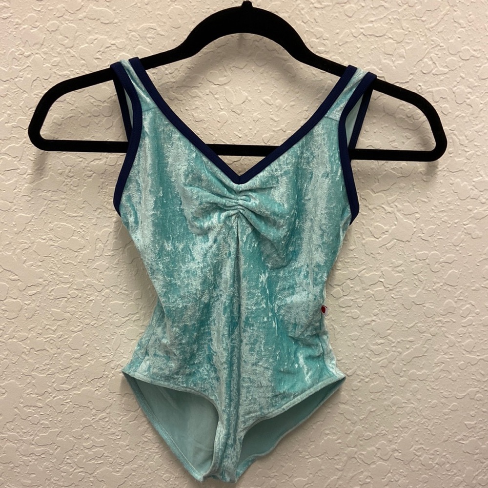 Yumiko Pale blue velvet leotard size XS